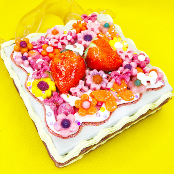 フェイクケーキのオーナメント