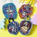 原画オーナメント女の子のイラスト