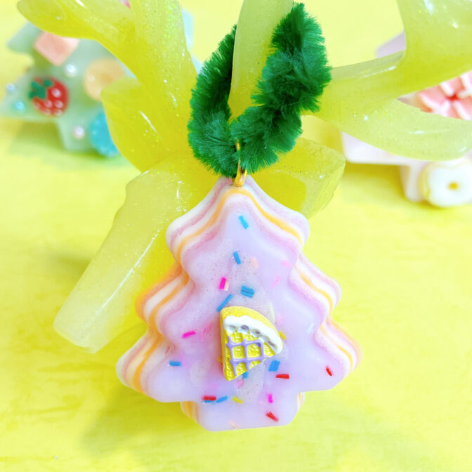 ハンドメイドクリスマスツリーオーナメント