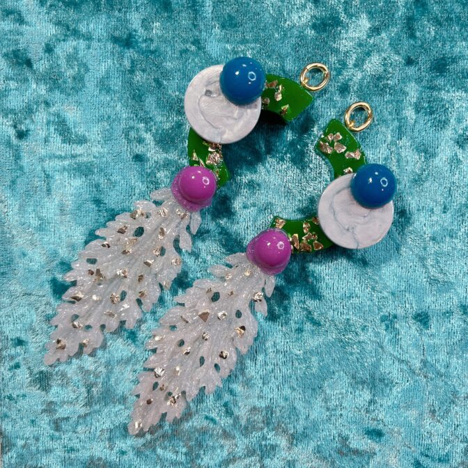 派手ファッションカラフルイヤリング・ピアス