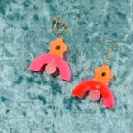 カラフル大ぶりピアス・イヤリング