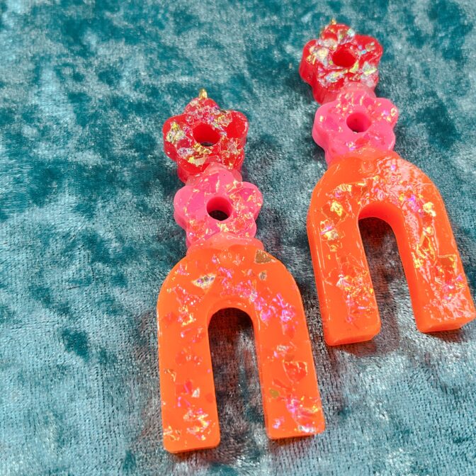 派手ファッションカラフルイヤリング・ピアス