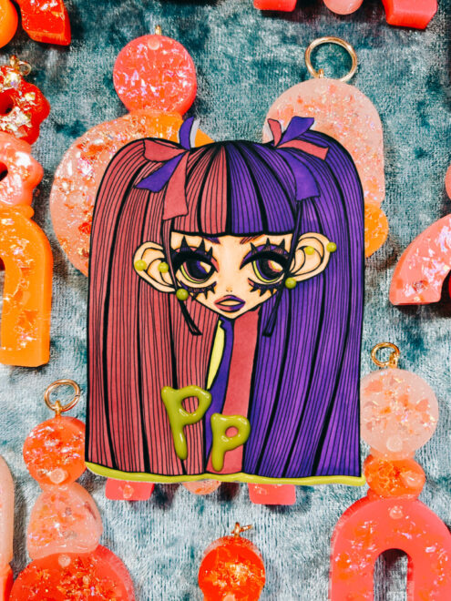 ハンドメイドピアスと女の子のイラスト