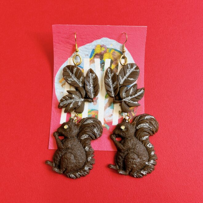 個性派大ぶりリスピアス