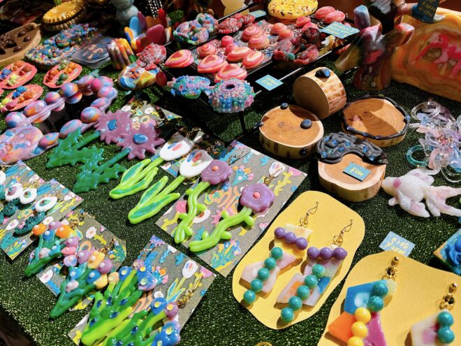 東日暮里元映画館複合マーケットイベントみちくさ出店の様子